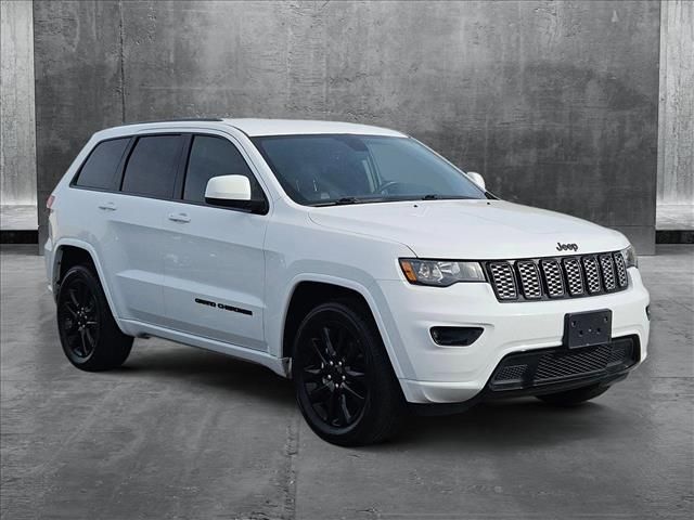 2017 Jeep Grand Cherokee Altitude