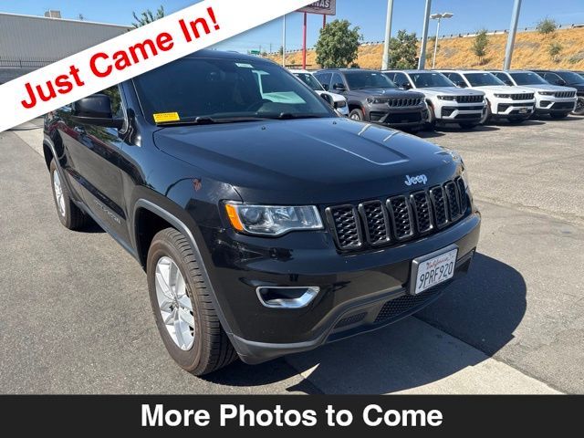 2017 Jeep Grand Cherokee Laredo