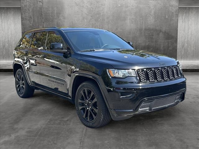 2017 Jeep Grand Cherokee Altitude