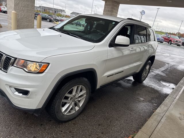 2017 Jeep Grand Cherokee Laredo