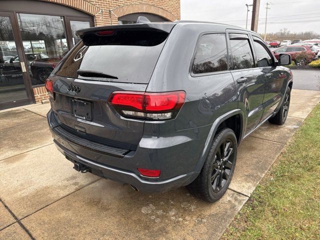 2017 Jeep Grand Cherokee Altitude