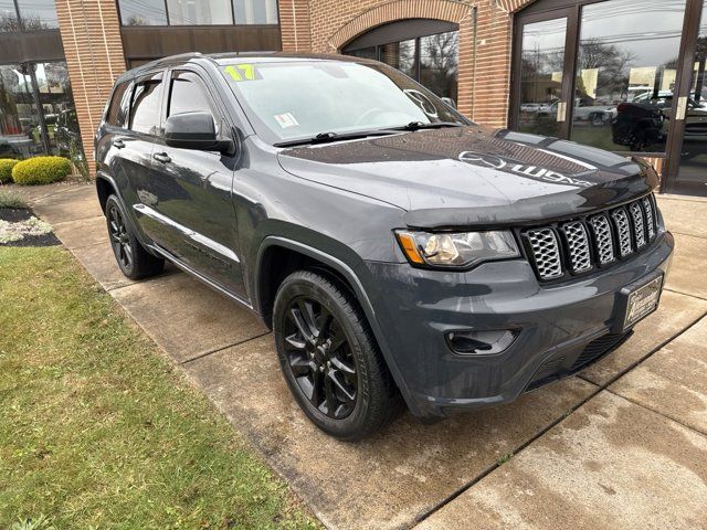 2017 Jeep Grand Cherokee Altitude