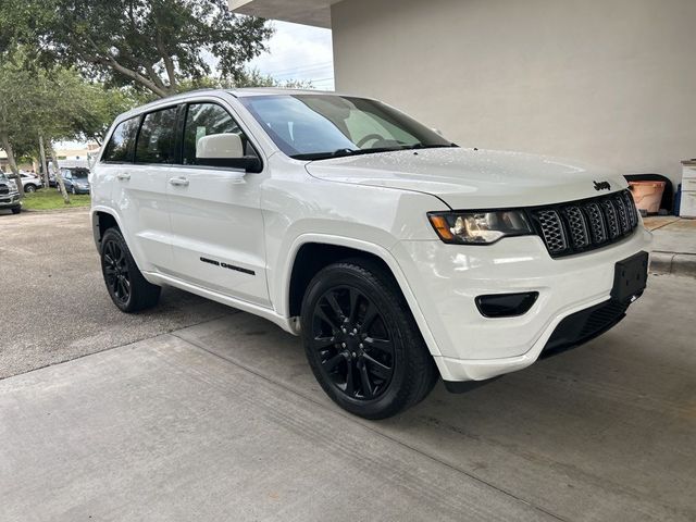 2017 Jeep Grand Cherokee Altitude