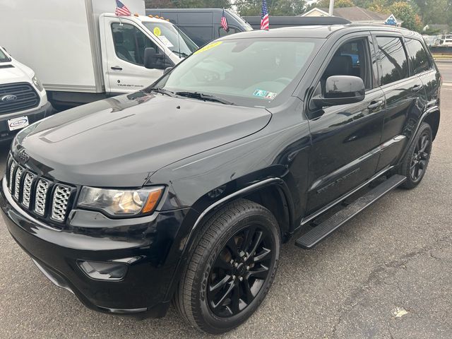 2017 Jeep Grand Cherokee Altitude