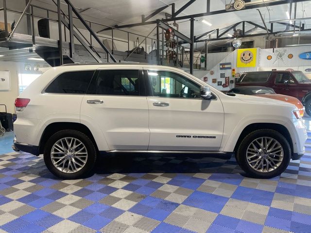 2017 Jeep Grand Cherokee Summit