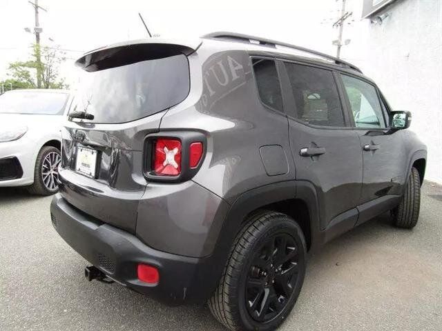 2017 Jeep Renegade Altitude