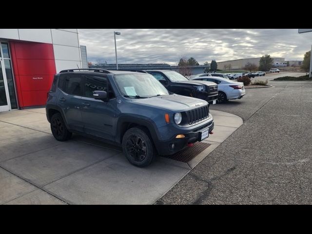 2017 Jeep Renegade Deserthawk