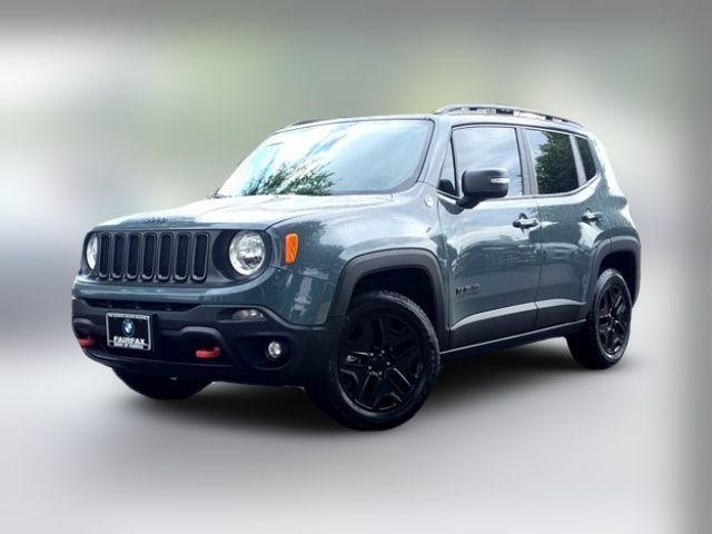 2017 Jeep Renegade Deserthawk