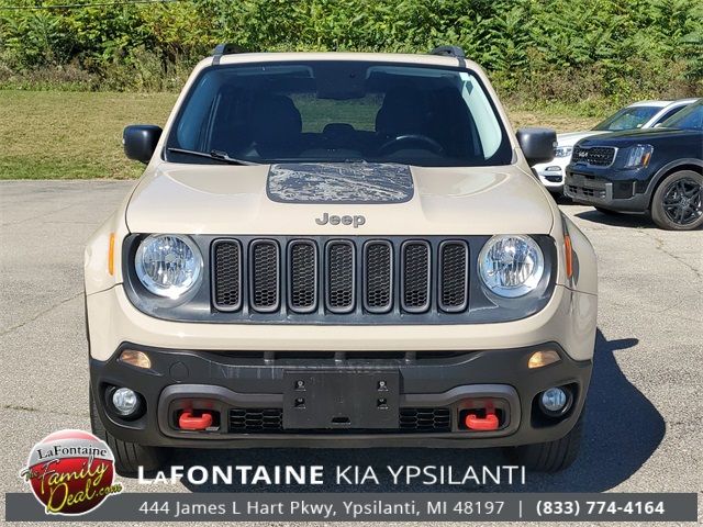 2017 Jeep Renegade Deserthawk