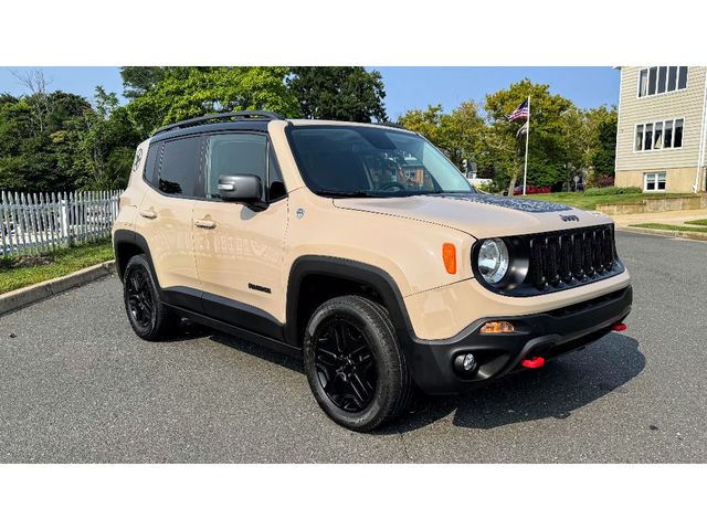 2017 Jeep Renegade Deserthawk