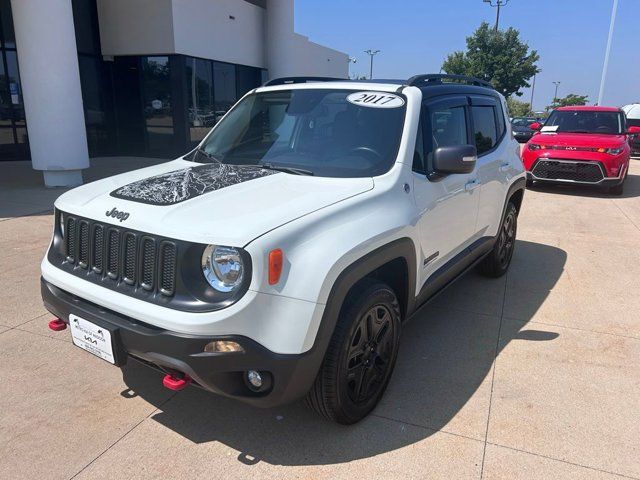 2017 Jeep Renegade Deserthawk