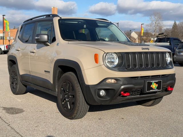 2017 Jeep Renegade Deserthawk