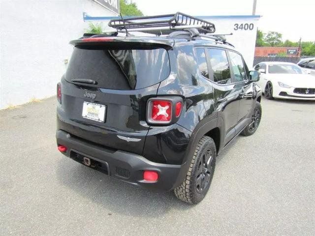 2017 Jeep Renegade Deserthawk