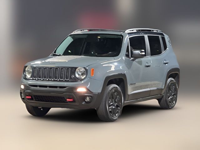 2017 Jeep Renegade Deserthawk