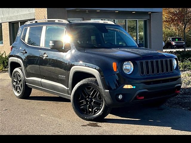 2017 Jeep Renegade Deserthawk