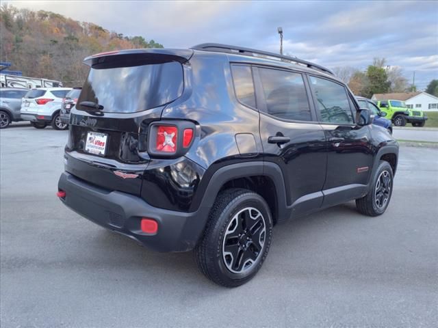 2017 Jeep Renegade Trailhawk