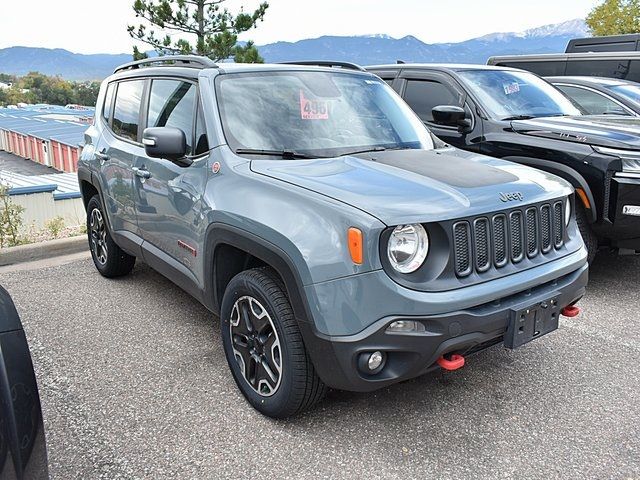 2017 Jeep Renegade Trailhawk