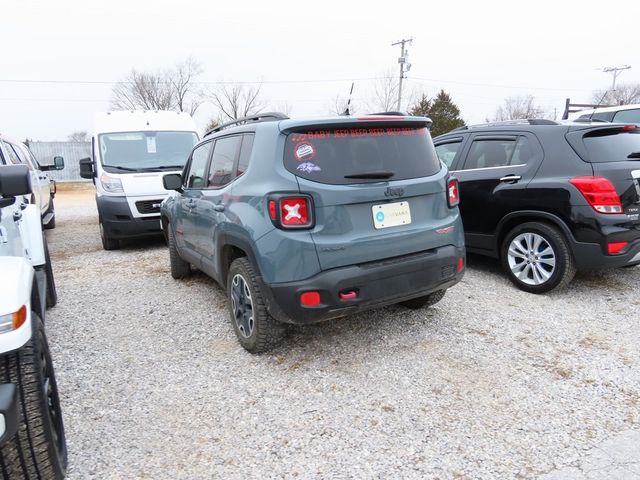 2017 Jeep Renegade Trailhawk