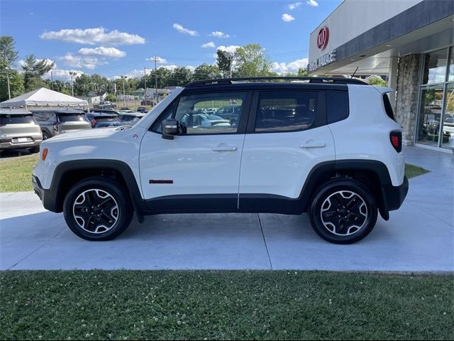 2017 Jeep Renegade Trailhawk