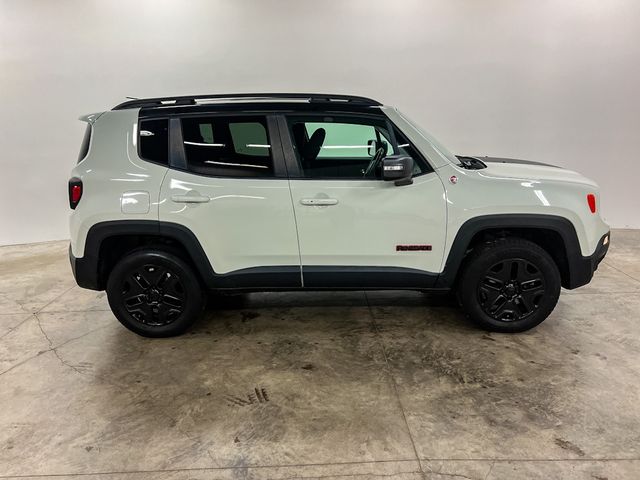 2017 Jeep Renegade Trailhawk