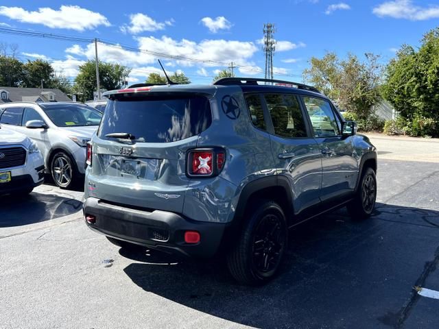 2017 Jeep Renegade Deserthawk