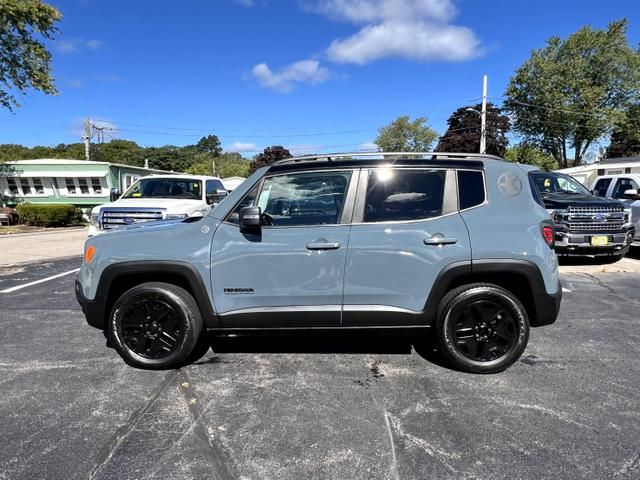 2017 Jeep Renegade Deserthawk