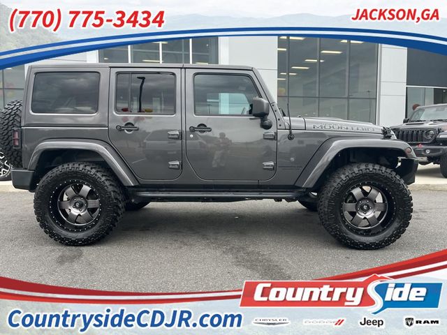 2017 Jeep Wrangler Unlimited Smoky Mountain