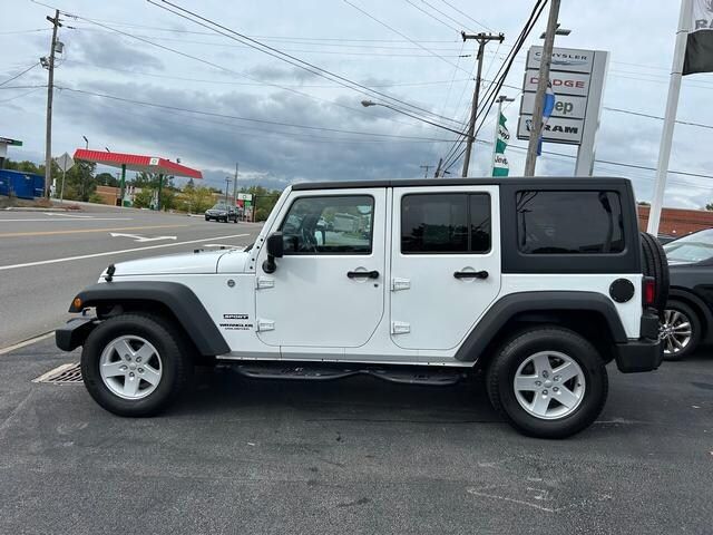 2017 Jeep Wrangler Unlimited Sport