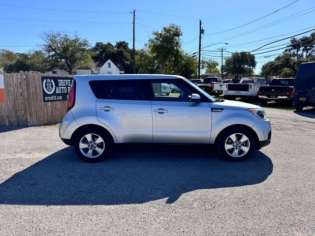 2017 Kia Soul Base