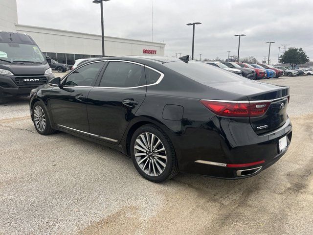 2017 Kia Cadenza Premium