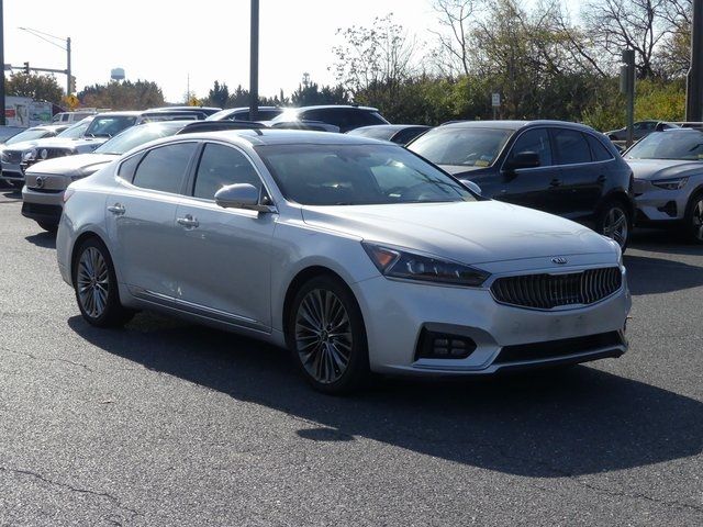 2017 Kia Cadenza Limited