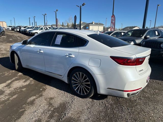 2017 Kia Cadenza Premium