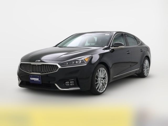 2017 Kia Cadenza Limited