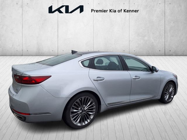 2017 Kia Cadenza Limited