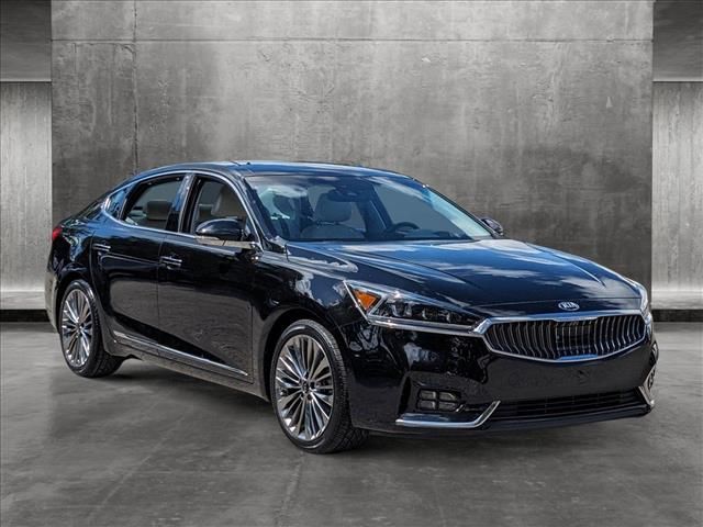 2017 Kia Cadenza Limited