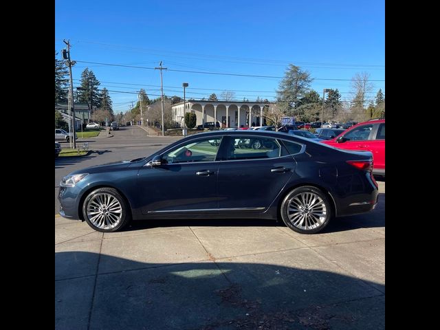 2017 Kia Cadenza Limited