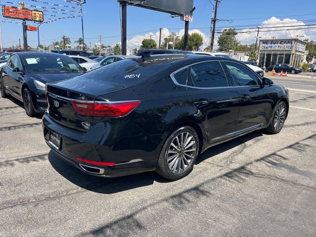 2017 Kia Cadenza Premium