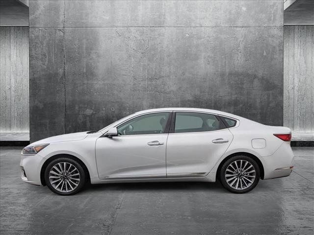 2017 Kia Cadenza Premium