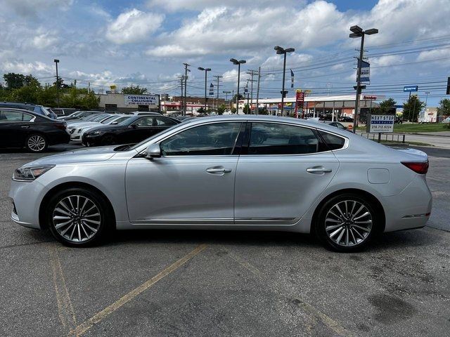 2017 Kia Cadenza Premium