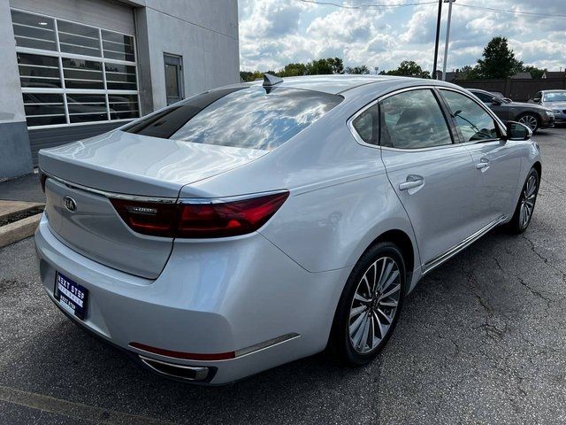 2017 Kia Cadenza Premium