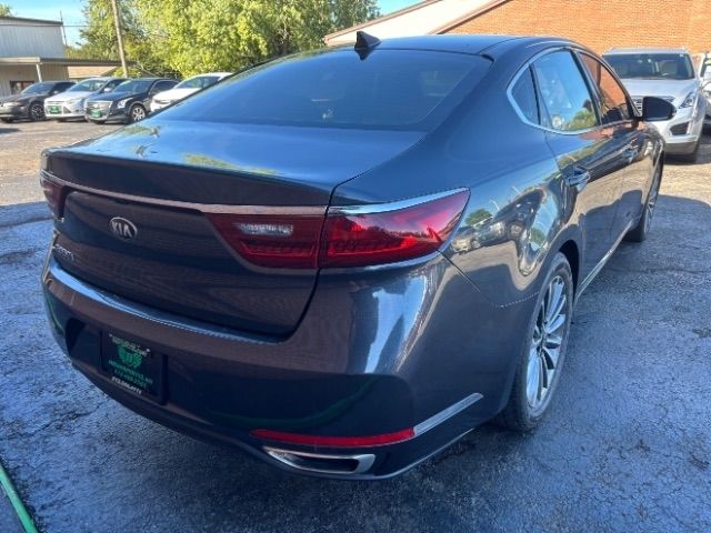 2017 Kia Cadenza Premium