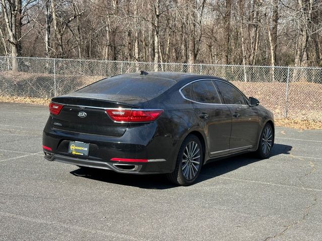 2017 Kia Cadenza Premium