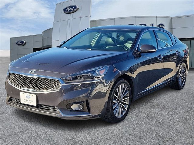 2017 Kia Cadenza Premium