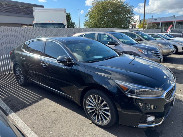 2017 Kia Cadenza Premium