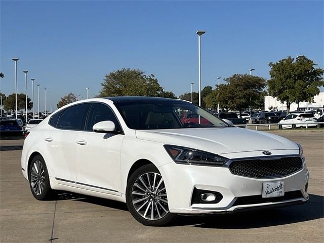 2017 Kia Cadenza Premium