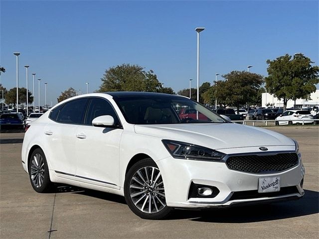 2017 Kia Cadenza Premium