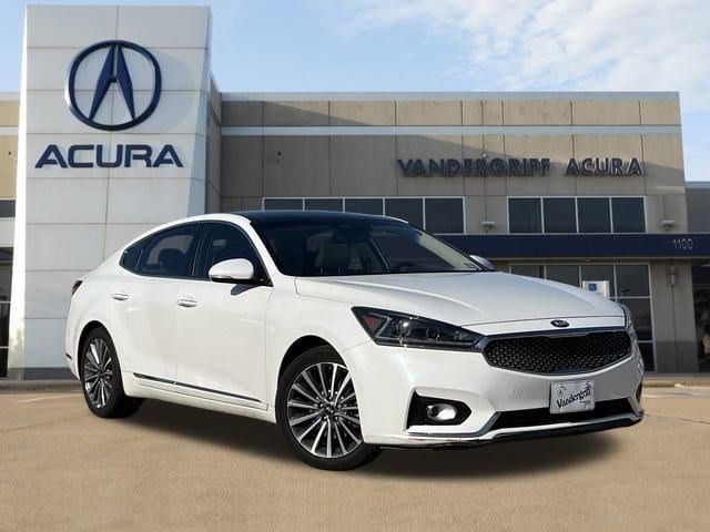 2017 Kia Cadenza Premium