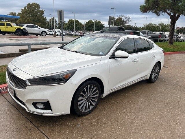 2017 Kia Cadenza Premium