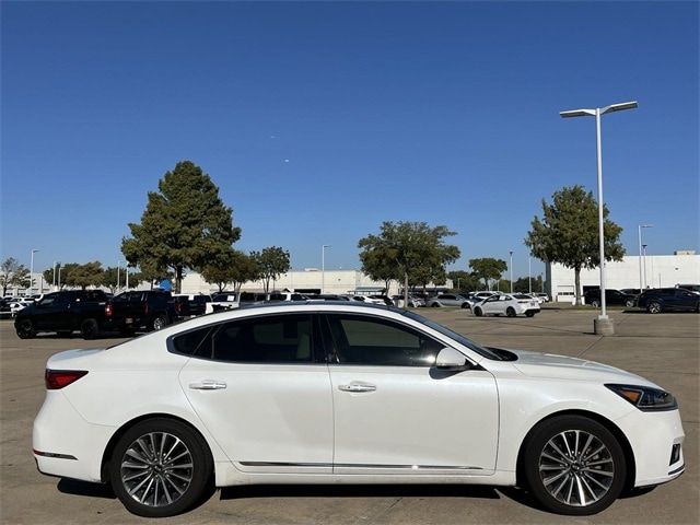 2017 Kia Cadenza Premium