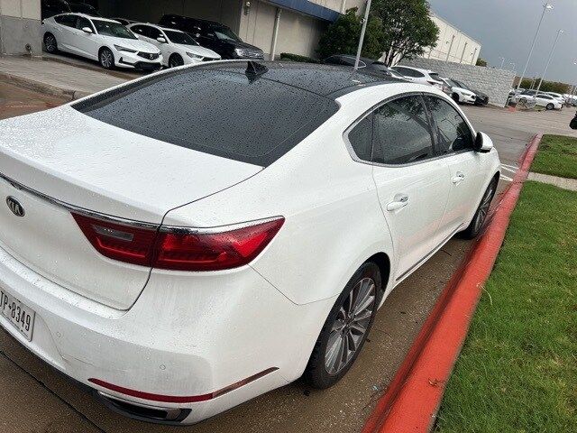 2017 Kia Cadenza Premium